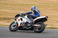 anglesey-no-limits-trackday;anglesey-photographs;anglesey-trackday-photographs;enduro-digital-images;event-digital-images;eventdigitalimages;no-limits-trackdays;peter-wileman-photography;racing-digital-images;trac-mon;trackday-digital-images;trackday-photos;ty-croes